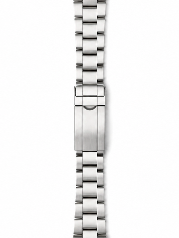Oyster Strap

Specifications

316L stainless steel
20mm
Classic three-link Oyster design
Fine adjustment
Secure clasp lock
Durable and corrosion resistant